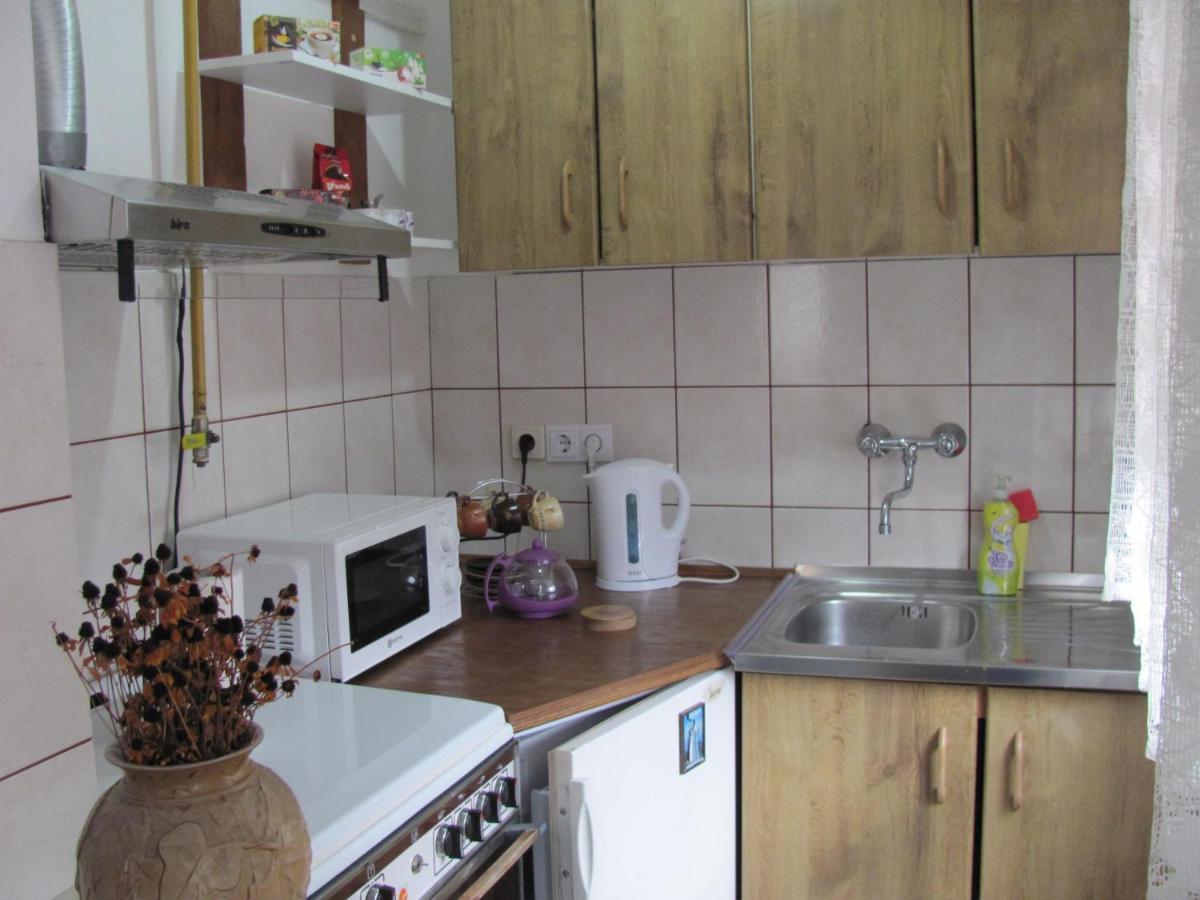 Apartment Safir - Free Parking Сараево Экстерьер фото