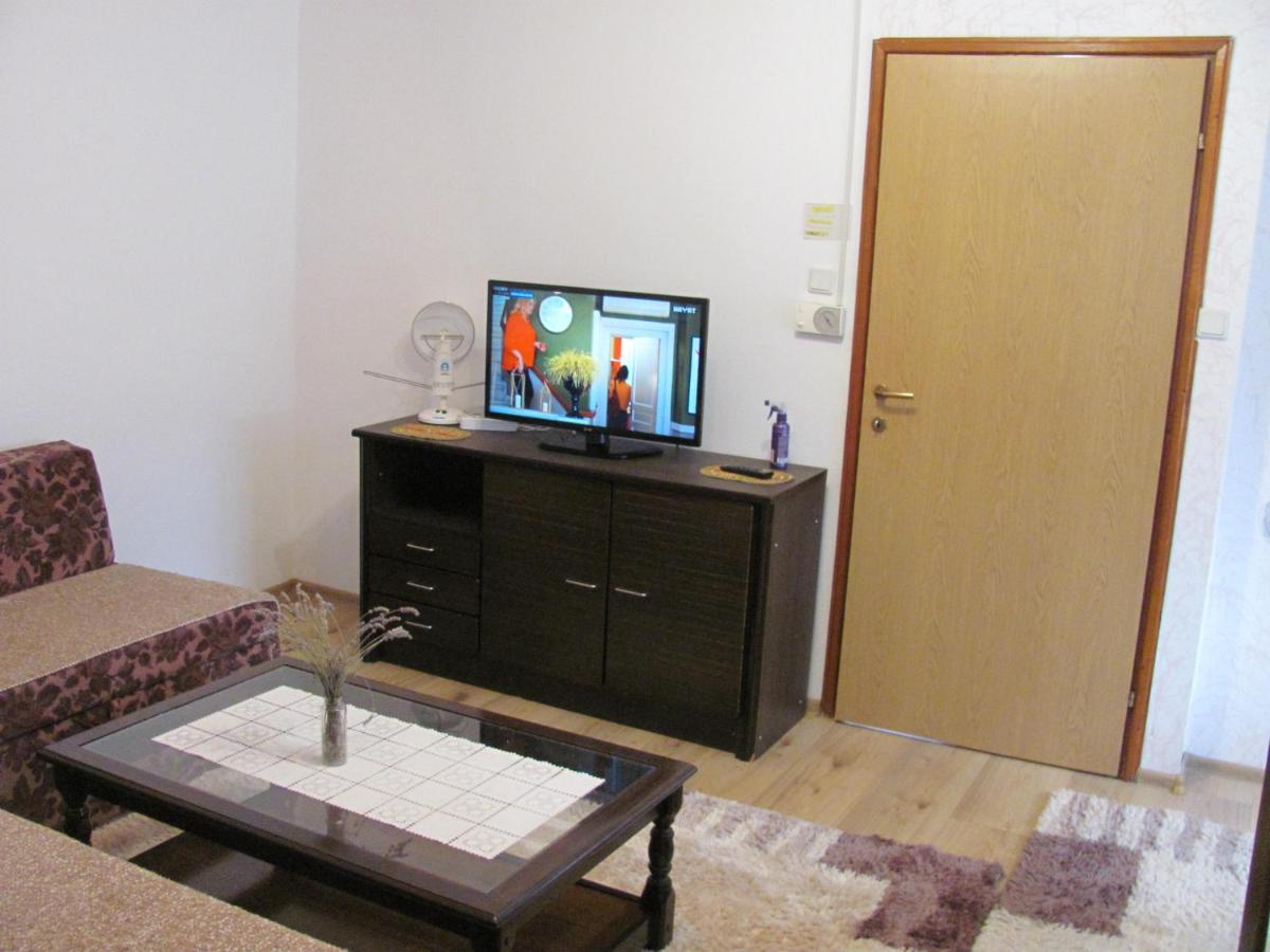 Apartment Safir - Free Parking Сараево Экстерьер фото
